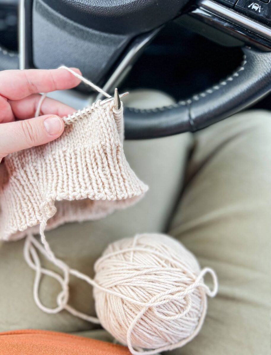 4 Tips for Successful Car Knitting - A Bee In The Bonnet
