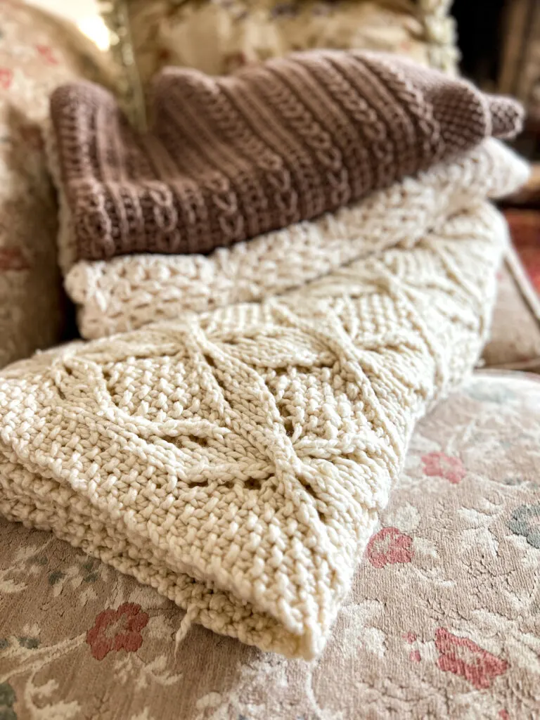 Choosing the Best Yarn for Making a Blanket
